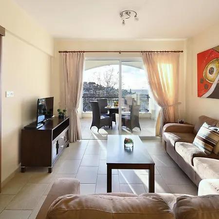 Apartman Chloraka Terrace *