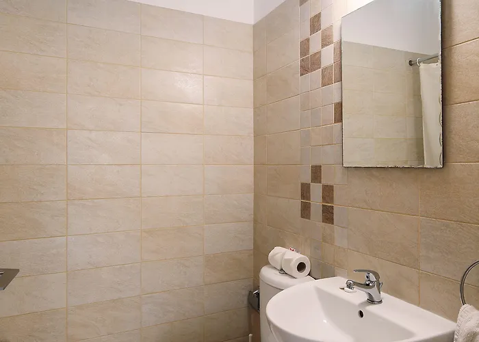 Chloraka Terrace Apartament *