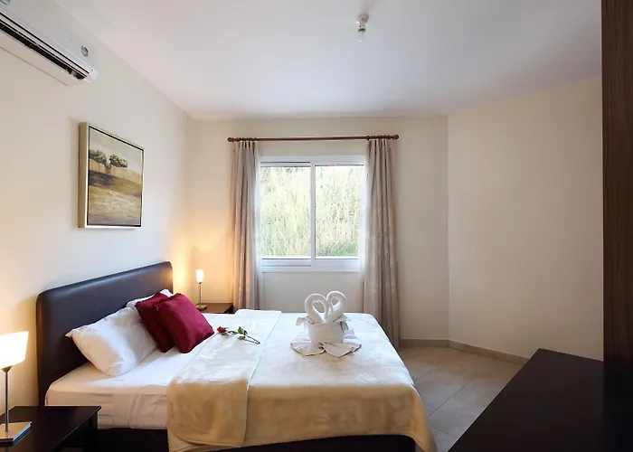 Chloraka Terrace * Pafos