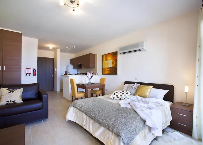 Apartament Chloraka Terrace *