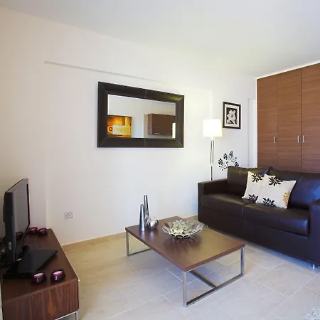 Chloraka Terrace Apartment