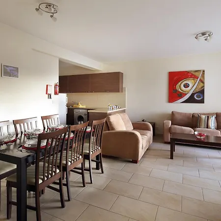 Chloraka Terrace Apartment Paphos