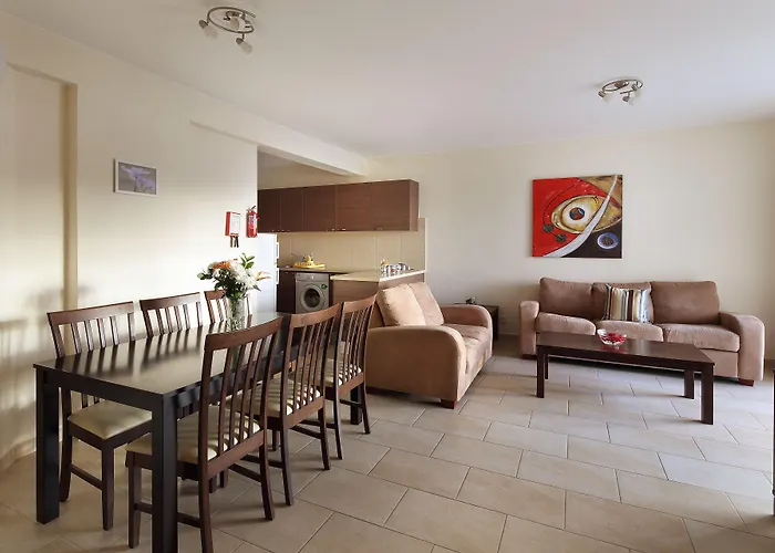 Apartment Chloraka Terrace *