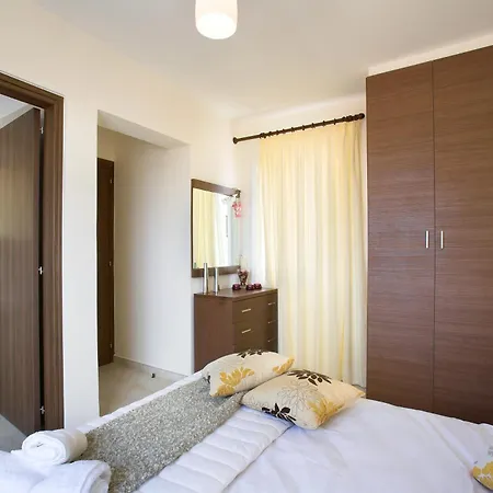 Chloraka Terrace * Pafos